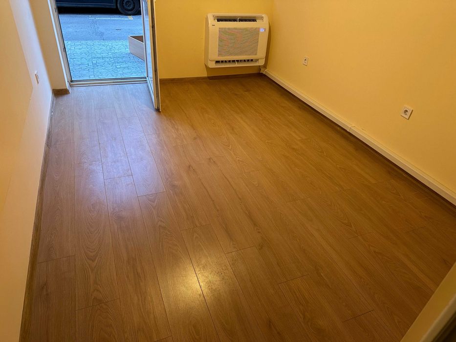 Дава се под наем Офис в Варна, Колхозен пазар - 24 кв.м за 204 € - Снимка #4