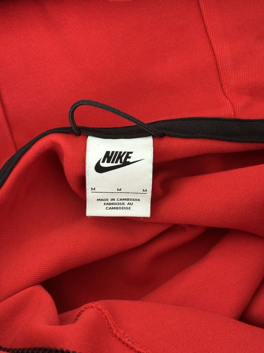 Nike tech fleece red top червен Оригинален! CU4489-657