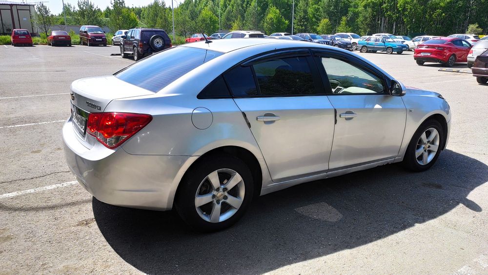 Продам Шевроле Круз