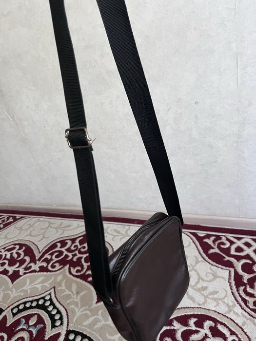 Продаю барсетку и рюкзак.