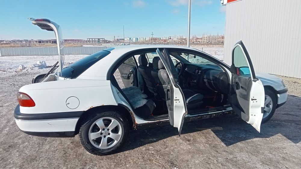 Омега б 1996г 2.0 16v