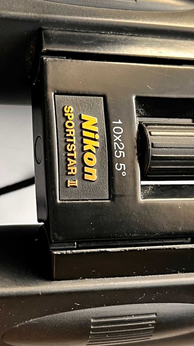 Binoclu Nikon 10 x 25 5° SportStar II