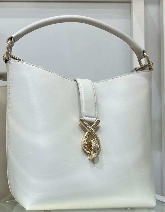 Furla оригинална бяла дамско чанта