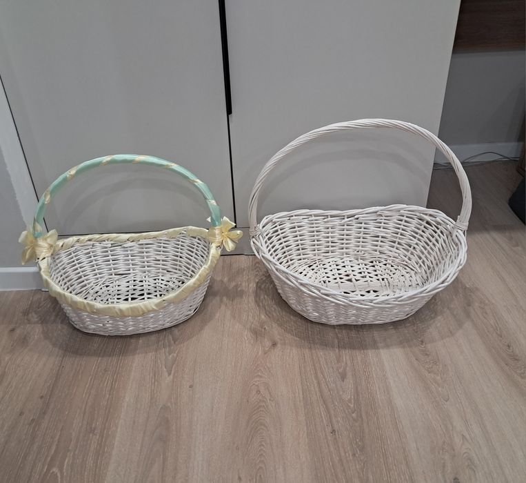 Продам плетёные  две корзины