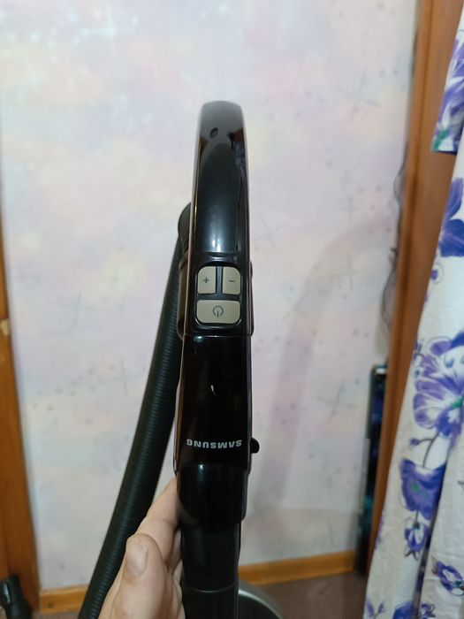 Пылесос SAMSUNG aguatic