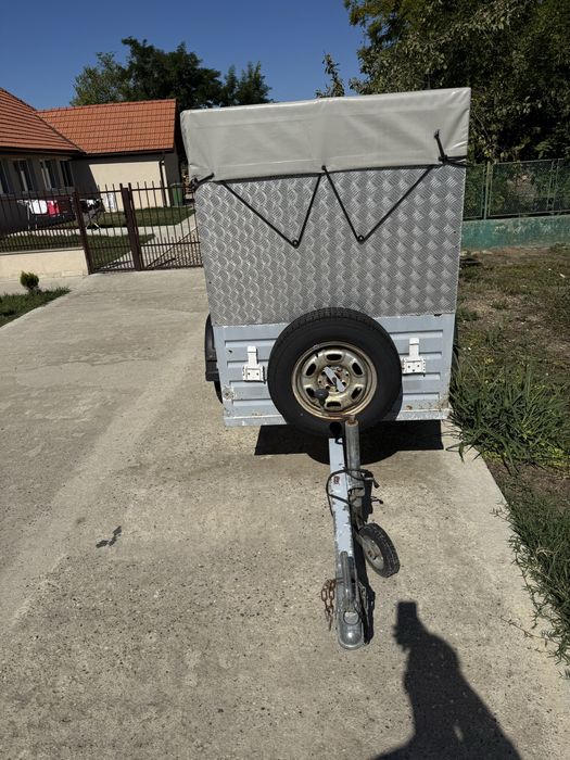 Vand remorca de 750kg