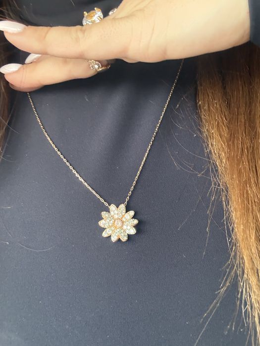 Swarovski колие Enternal Flower-5540973