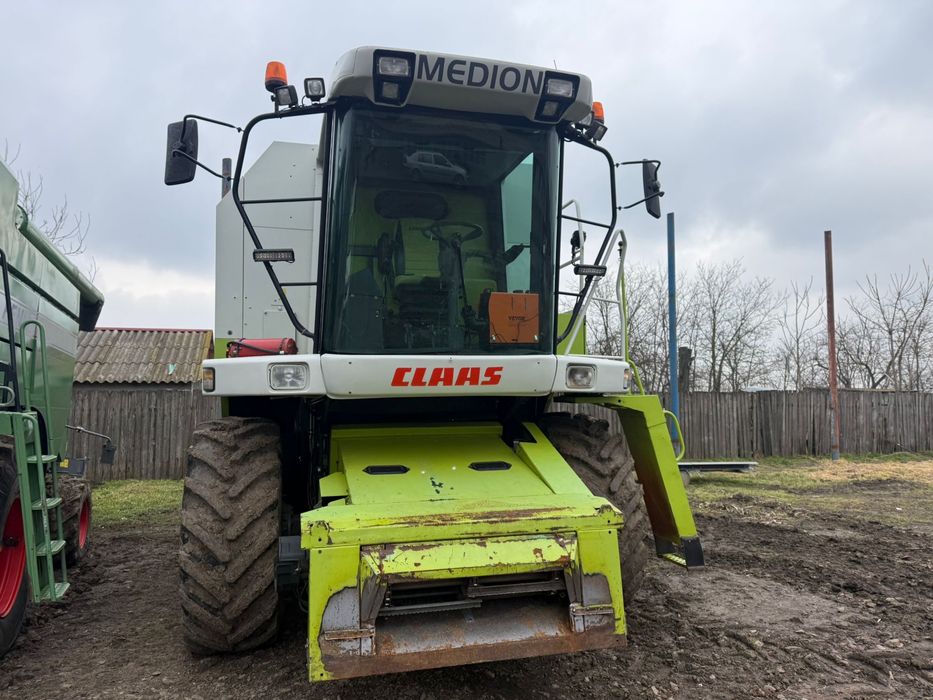 Combina Claas Medion