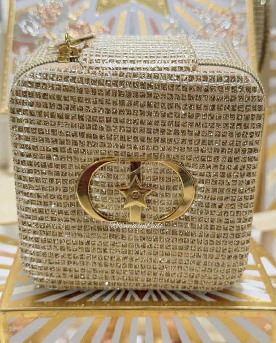 Dior косметичка для аксессуаров
