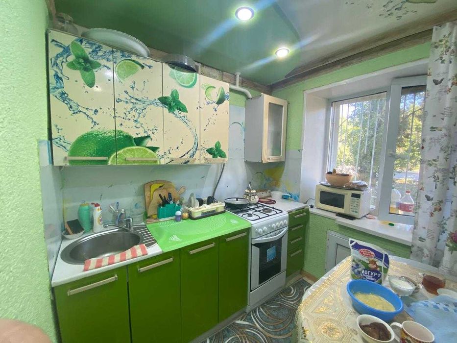 продам 3 комнатную квартиру