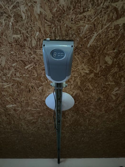 Ремонт секционных ворот,шлагбаумов.