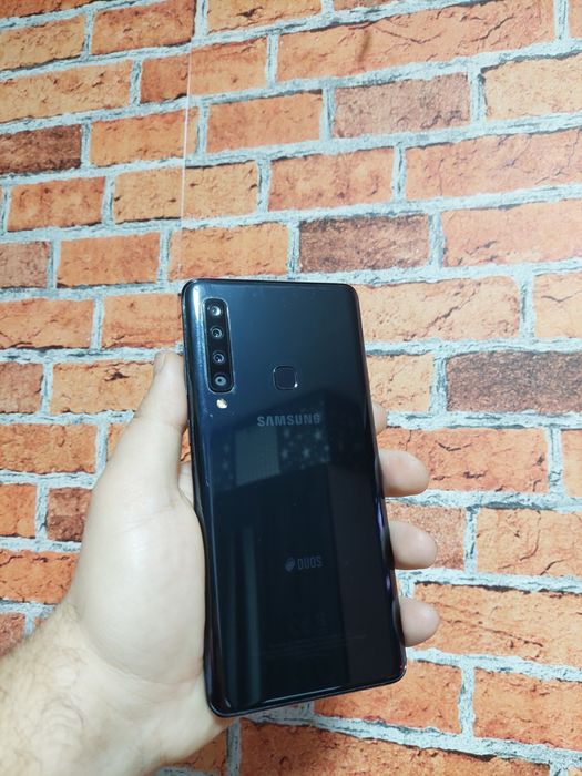 2x Galaxy A9 (2018) Dual Sim