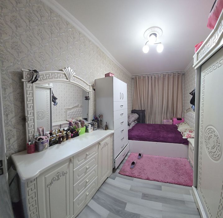 Своя квартира чиланзор 18 квартал 2х комнатная переделанна в 3х