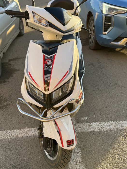 Продам скутер М 8