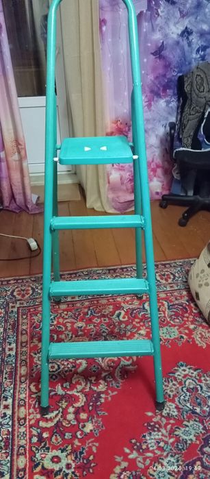 Стремянка бытовая