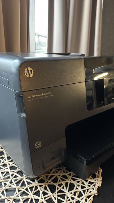 Принтер HP Officejet Pro 8610
