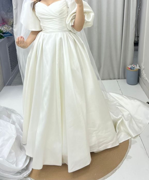 Продам свадебное платье от бренда RoyalDi