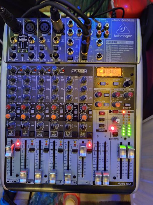 Mixer analogic Beringher xeny qx 1204