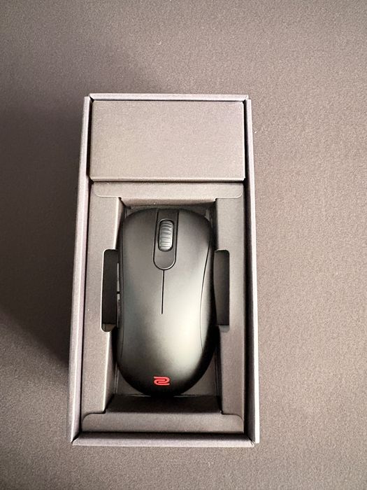 Безжична мишка Zowie EC2-DW 2 години гаранция