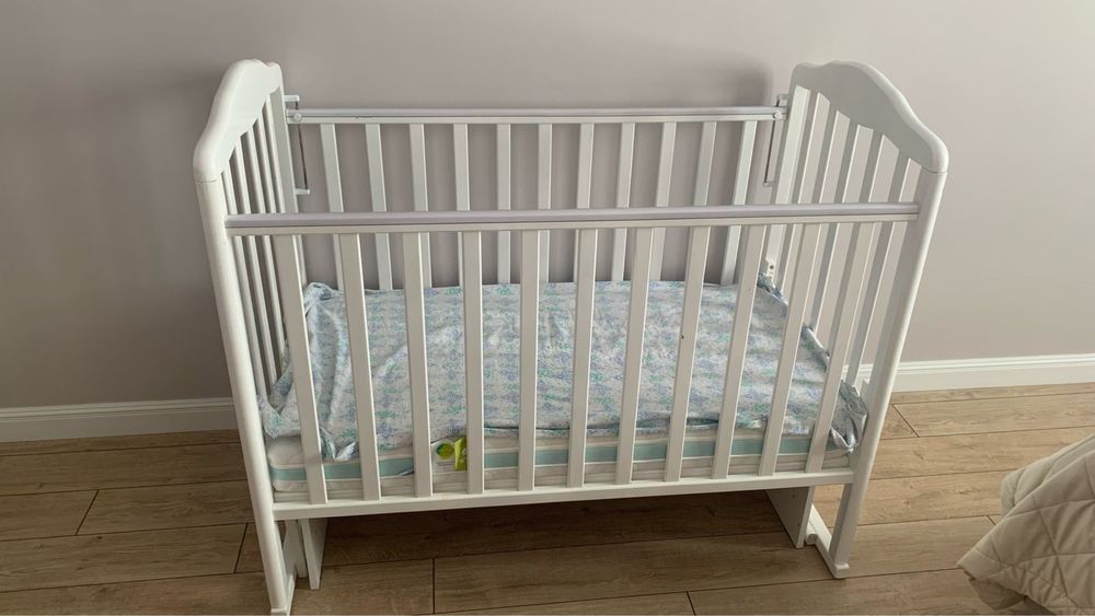 Манеж, детская кровать