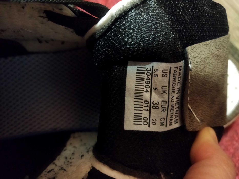 Продавам маратонки Nike air max