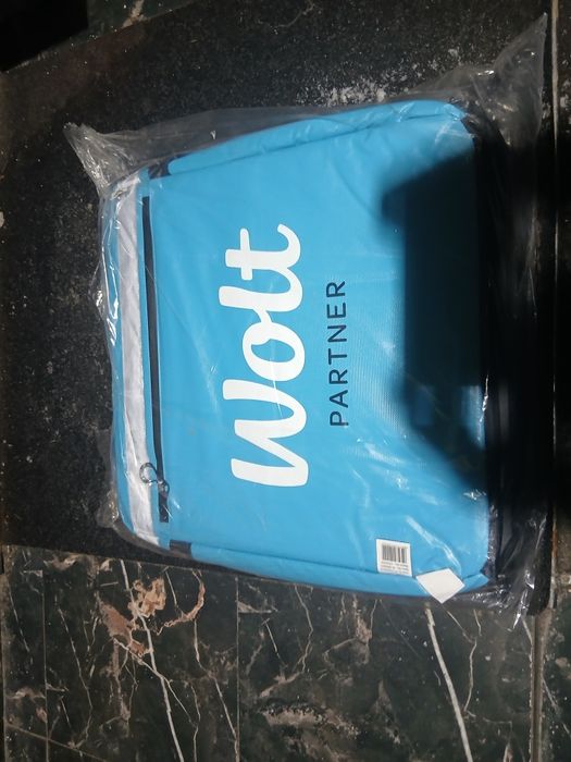 Продам новую сумку для доставкм