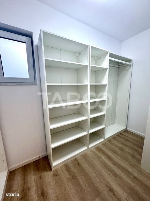 Casa cu 4 camere la cheie terasa panoramica si curte in Floresti