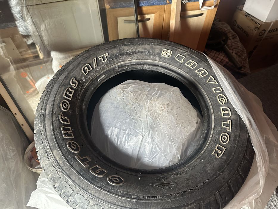 Продам летнюю резину A/T