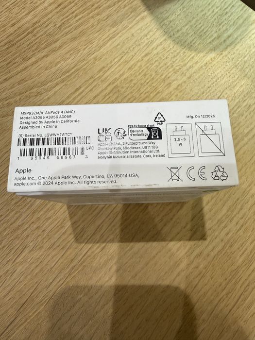 Air Pods 4 NOU, sigulat