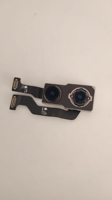 Продам камеру на айфон 11