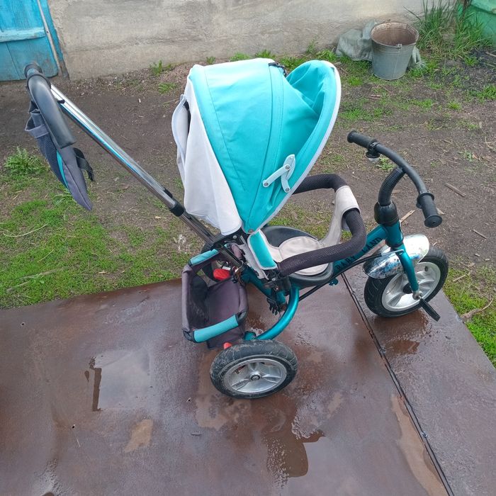 Продам детскую коляску и велосипед.