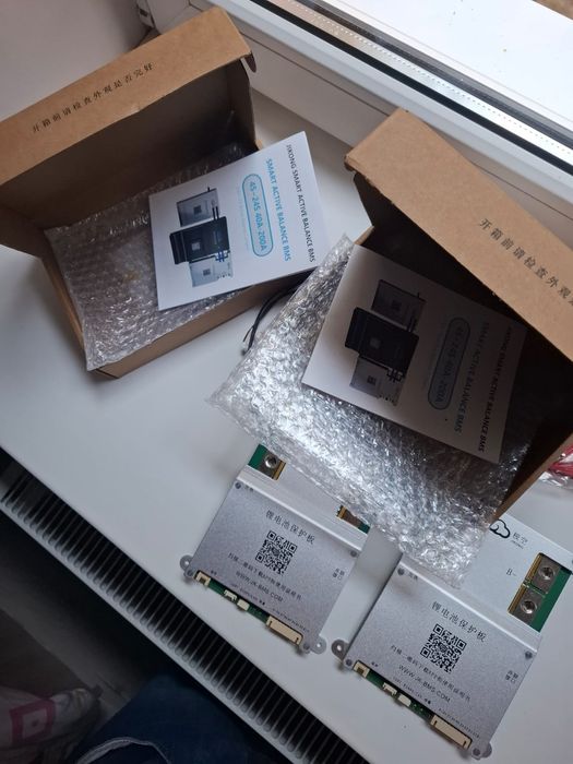 Vînd BMS jk B2A8S20P 200A/2A egalizare. egalizare.