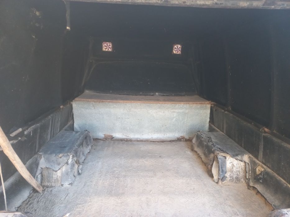 Иж фургон 2717 сотилади