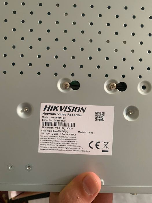 Hikvision NVR DS-7604NI-Q1

Model: DS-7604NI-Q1 Serial No.