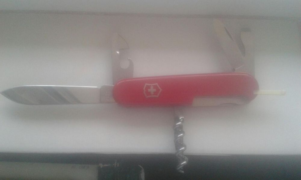 briceag Victorinox