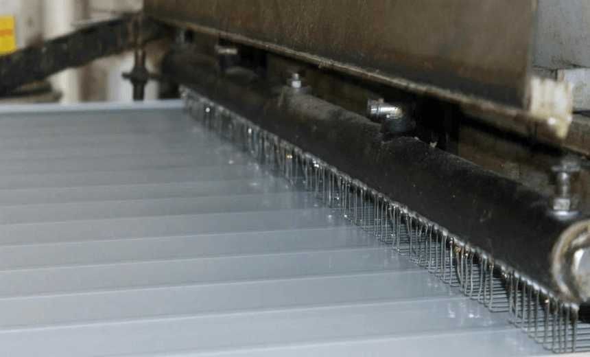 Двухкомпонентный клей для сендвич панелей