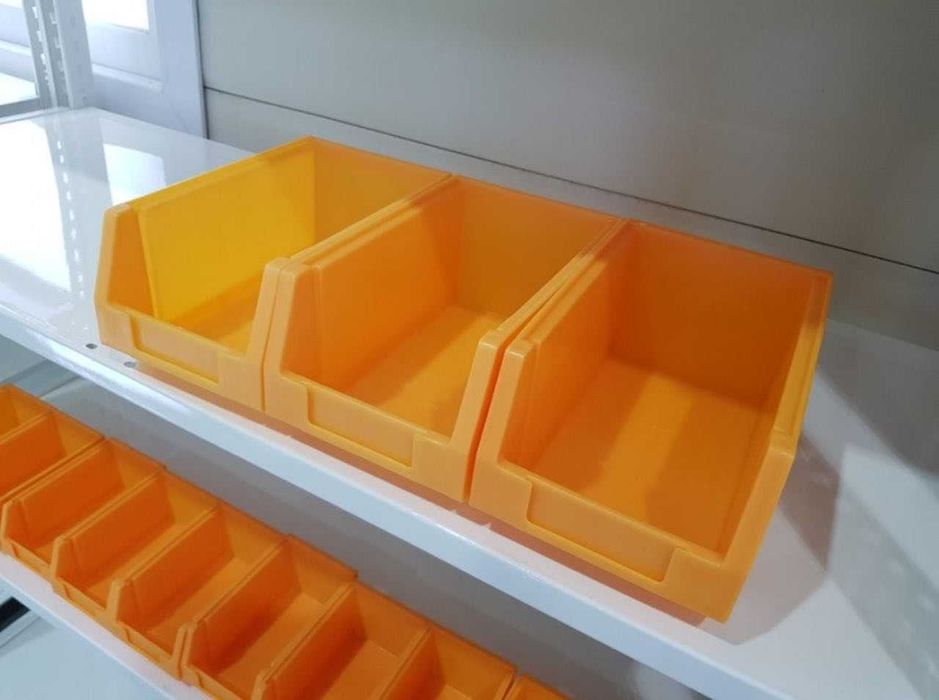 Ящик пластиковый для болт гайки