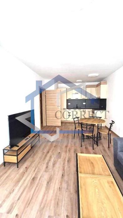 Дава се под наем Двустаен апартамент в к.к. Св.Св. Константин и Елена - 65 кв.м за 590 € - Снимка #2