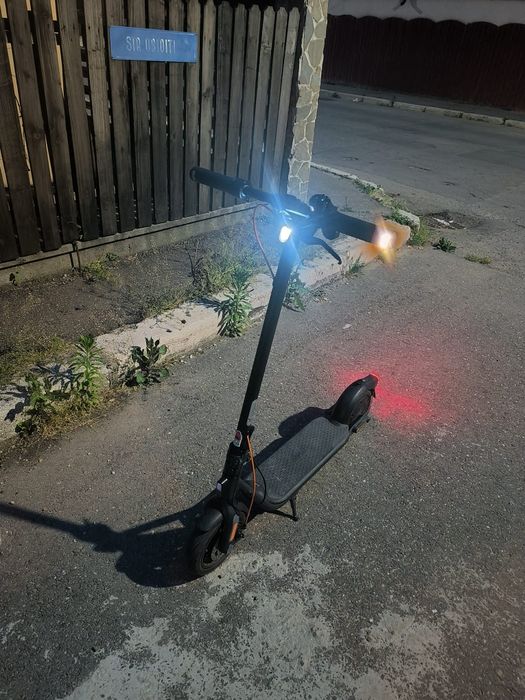 Trotineta NineBot F20 Pro