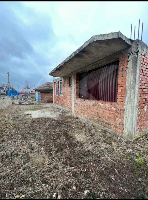 Продава се Къща в Бяла - 90 кв.м за 1000 €/кв.м - Снимка #2