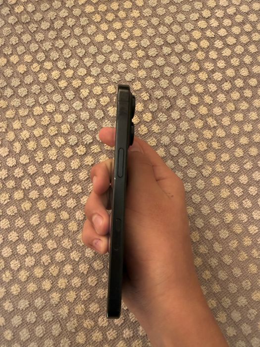 Iphone 16 pro   256 гб