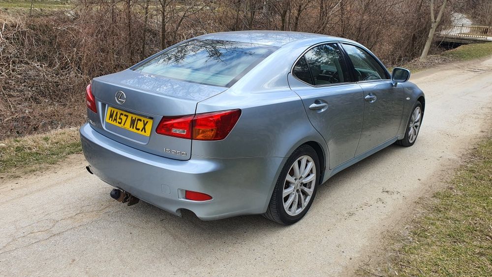 ЛЕКСУС IS 2.5 I 208 k.c.2007 г НА ЧАСТИ.