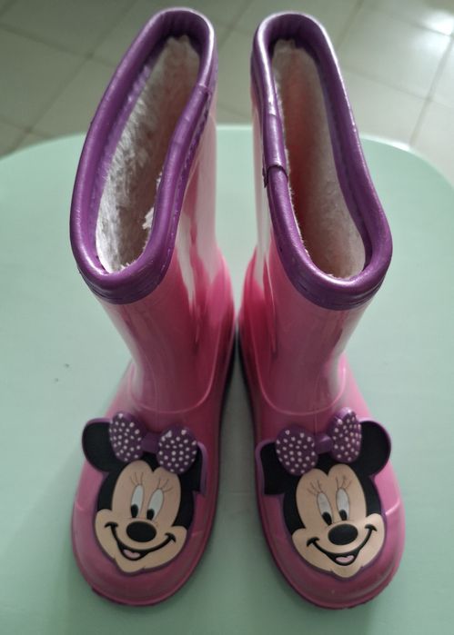 Детски ботуши роави.