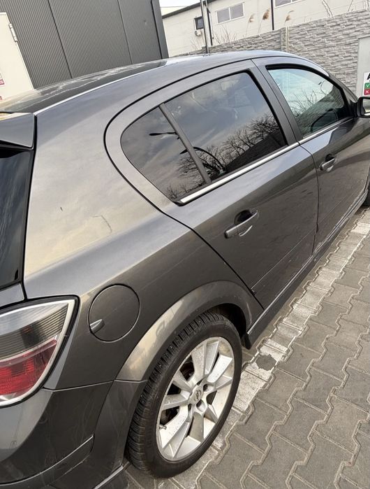 Vând Opel Astra H