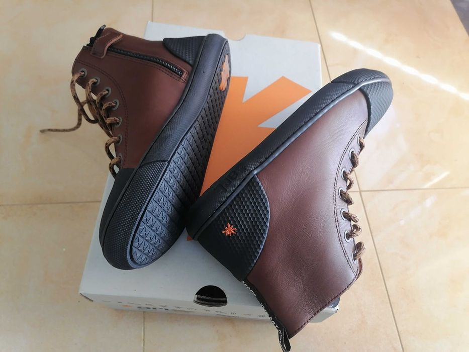 Нови Боти 37 : Caterpillar 37 Геокс 36 номер + подарък маратонки същия