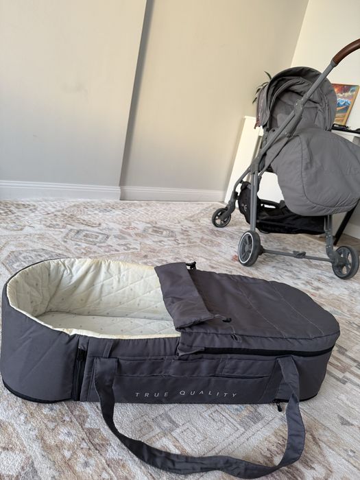 Продам коляску happy baby