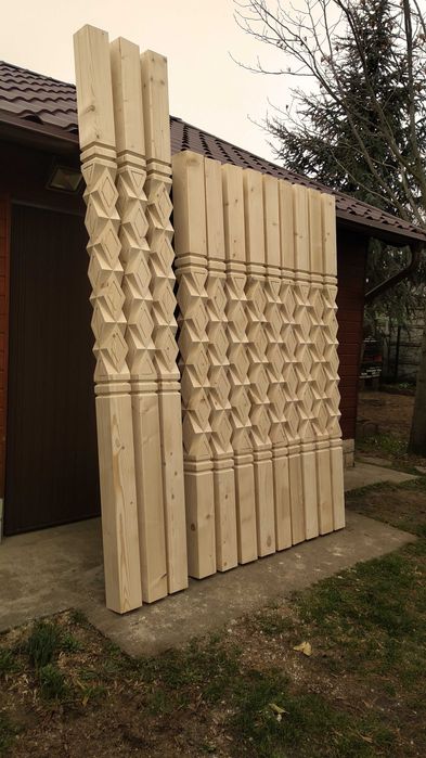 Stalpi din lemn sculptati pt. terasa, filigorie.
