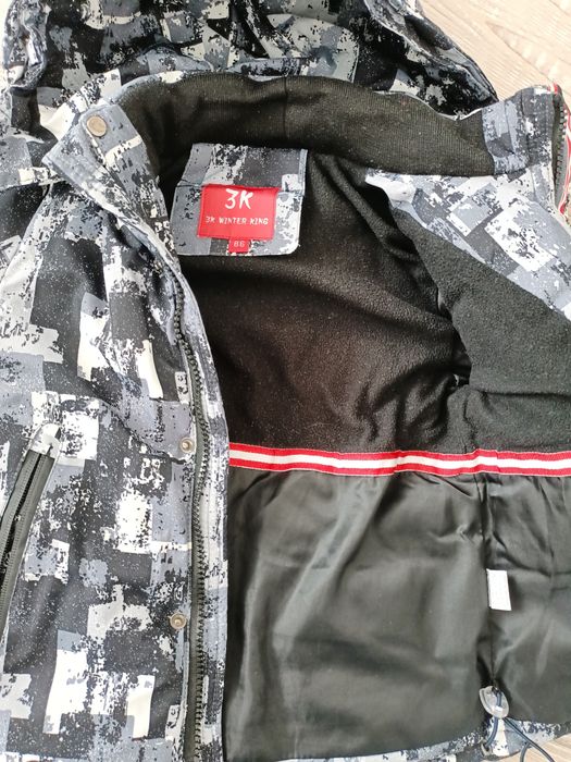 Продам зимний комплект (комбинезон)