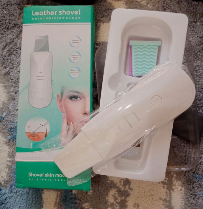 Аппарат гидропилинг 5в1 белый