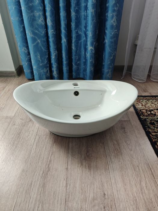 Раковины 2 штуки на столешницу...